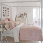 Woontrendz-kleurinspiratie-roze-slaapkamer