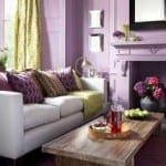 Woontrendz-kleurinspiratie-paarstinten-woonkamer