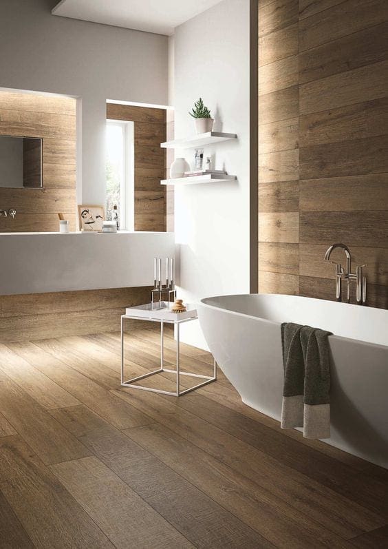 Badkamer met houten vloer en elementen