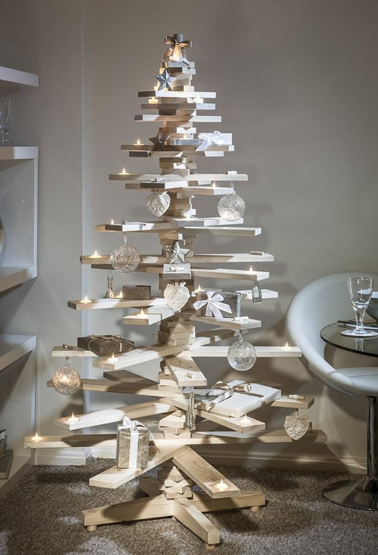 Verheugen Maak het zwaar ruw 5x Inspiratie voor een houten kerstboom - Woontrendz