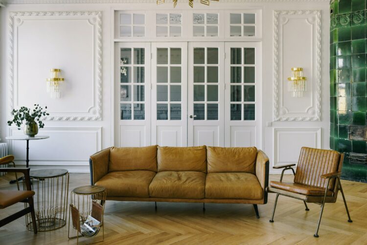 Met deze meubel tips laat je jouw woonkamer groter lijken